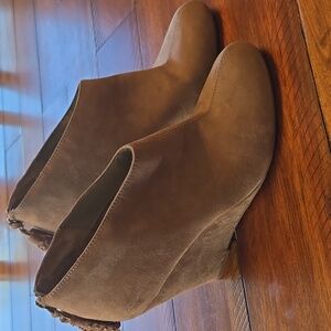 Anne Klein Tan Wedge Booties